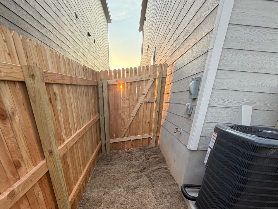Fence & Deck